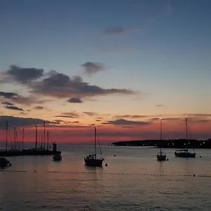 https://aria-de-luxe-4-star-app-your-piece-of-heaven-by-the-sea-park.in-istria.net